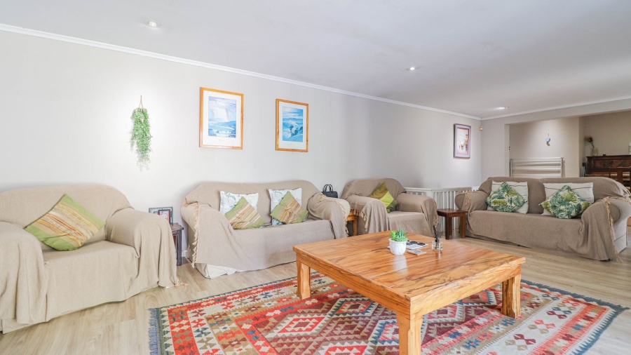 3 Bedroom Property for Sale in Beacon Bay North Eastern Cape
